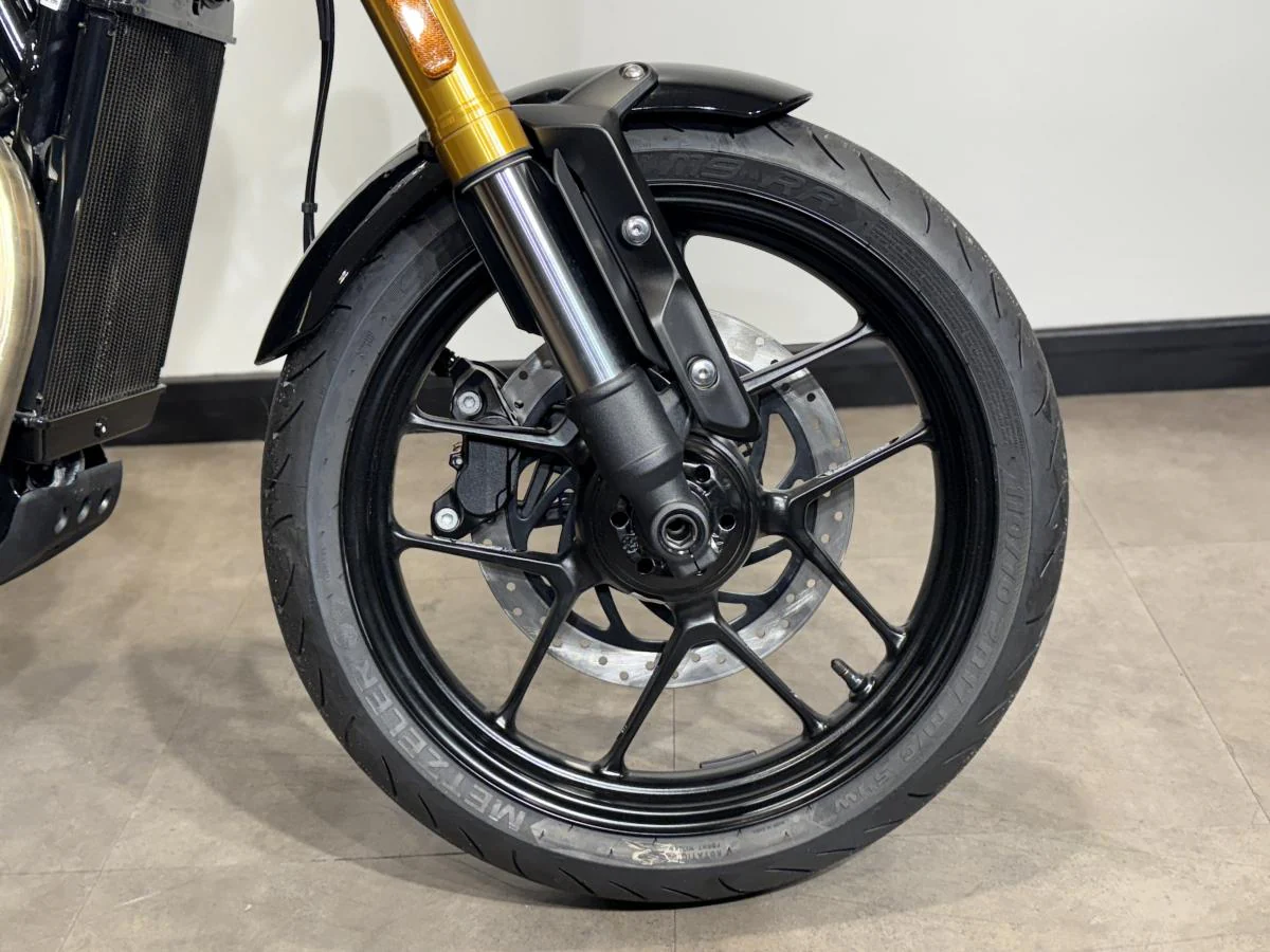 Triumph Speed 400 - Image 18
