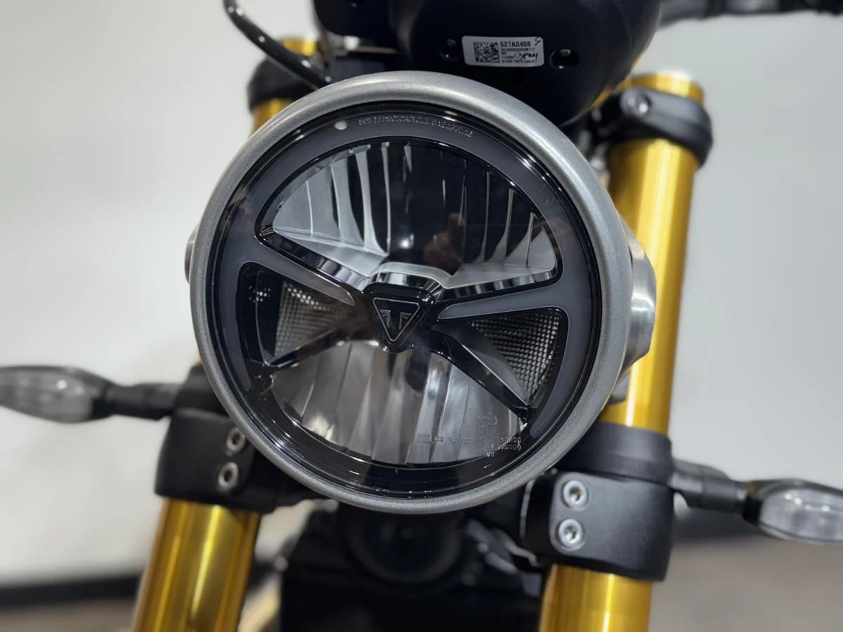 Triumph Speed 400 - Image 24
