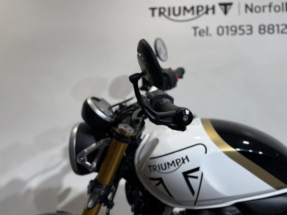 Triumph Speed 400 - Image 8