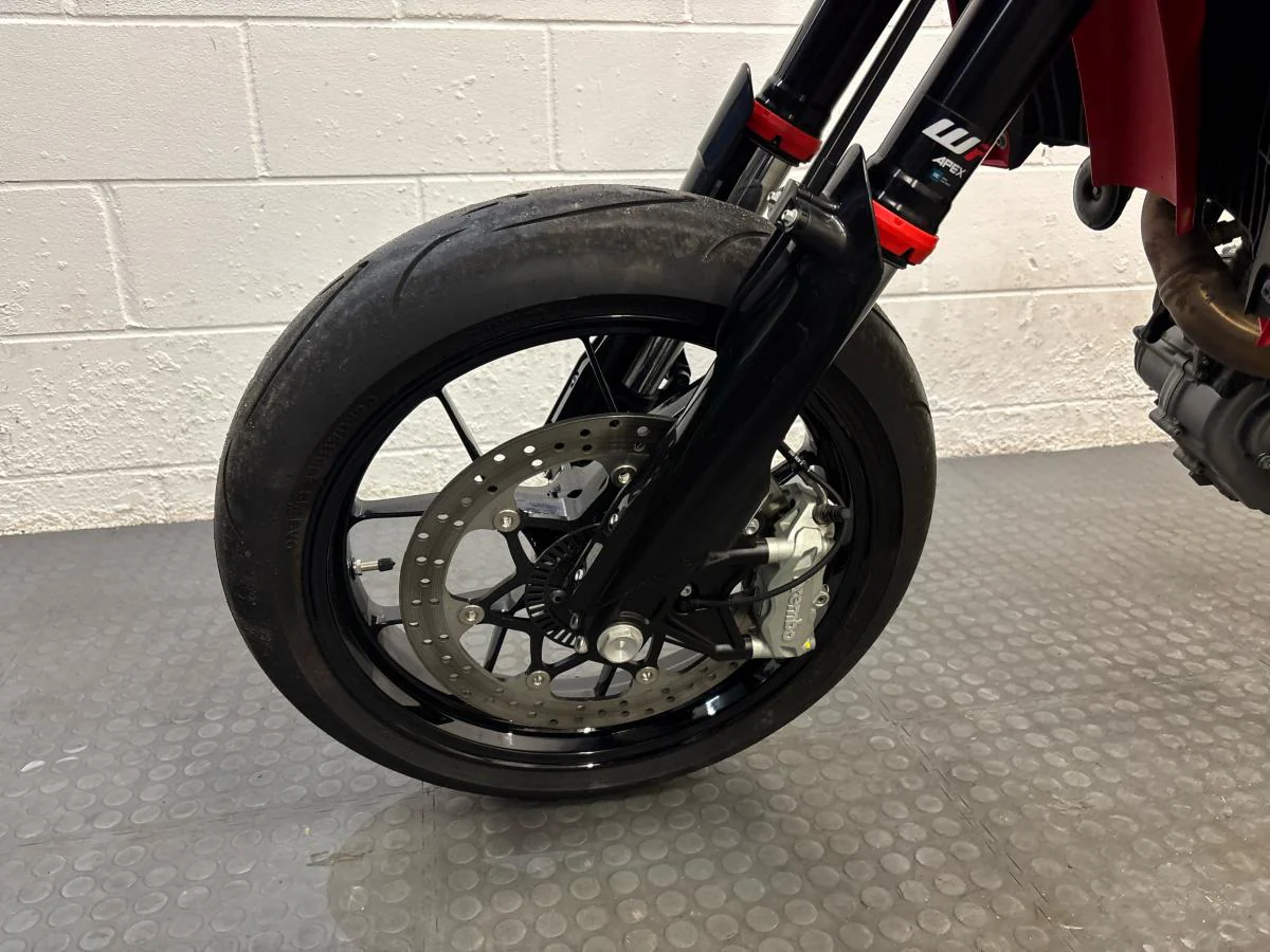 GasGas SM700 2023 - Image 12
