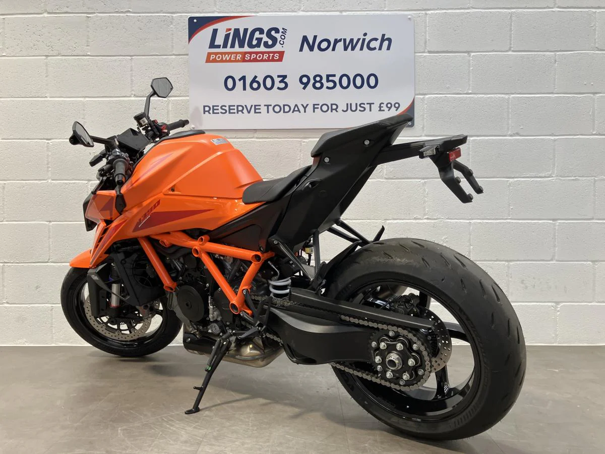 KTM 1390 SUPER DUKE R EVO - Image 9
