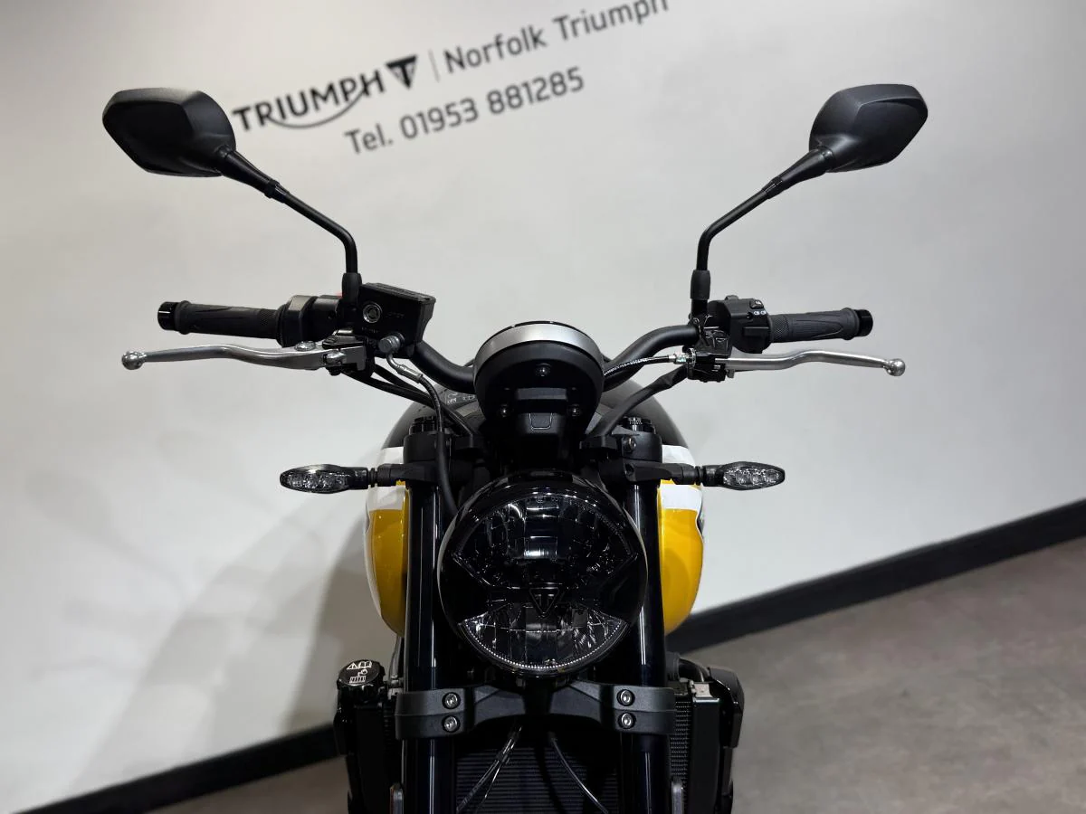 Triumph Trident 660 - Image 23