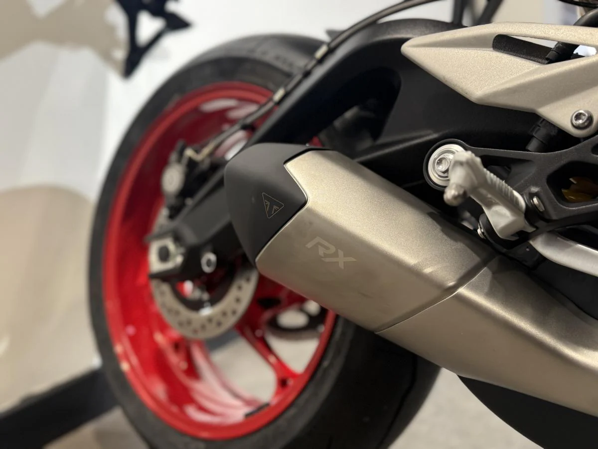 Triumph Street Triple 765 RX - Image 28
