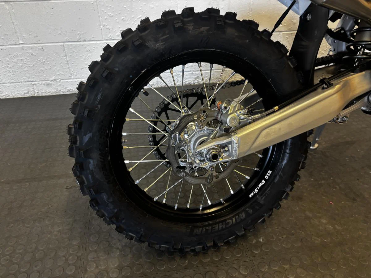 Triumph TF250-E - Image 19