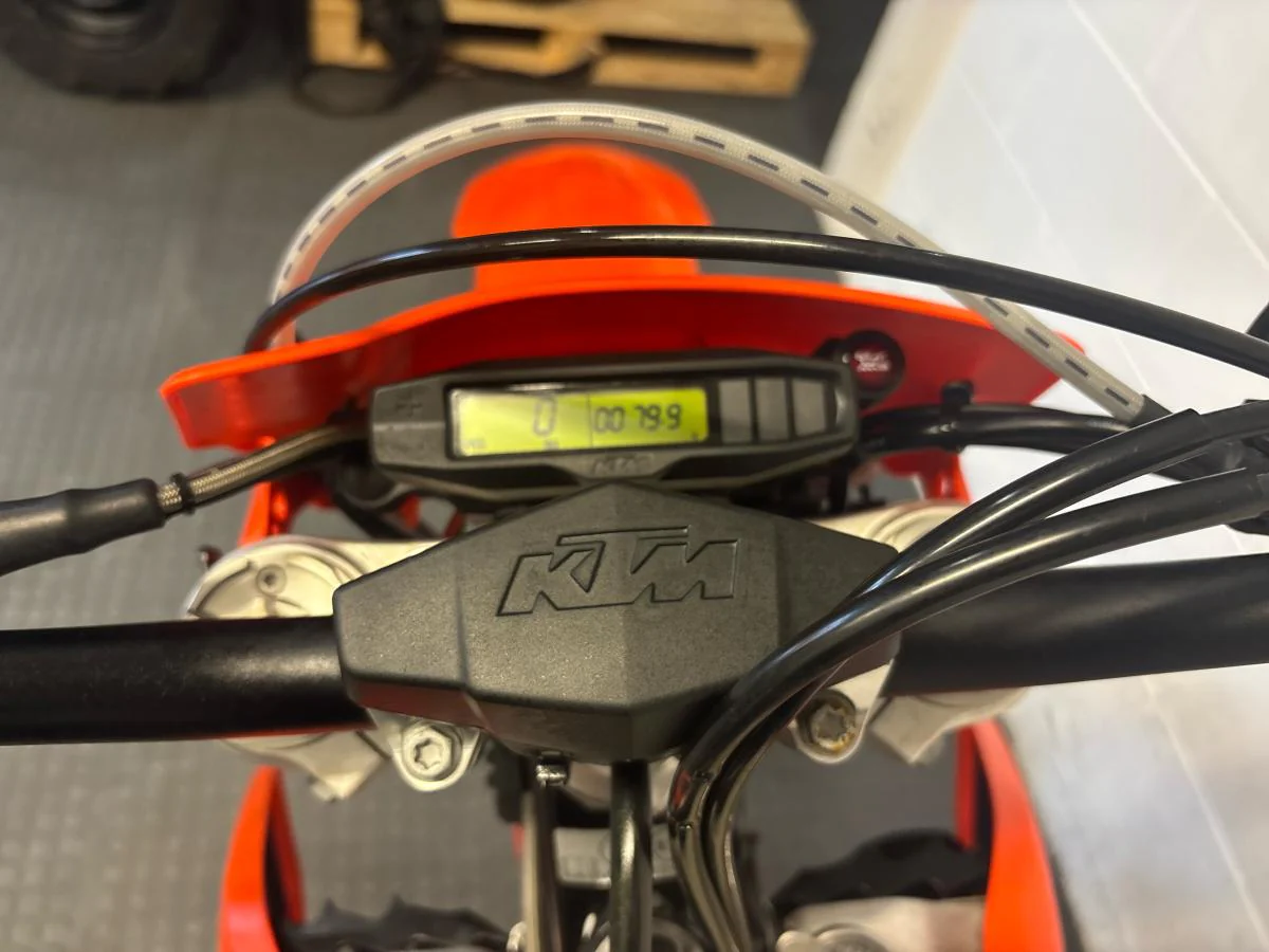 KTM 300 EXC 2022 - Image 18