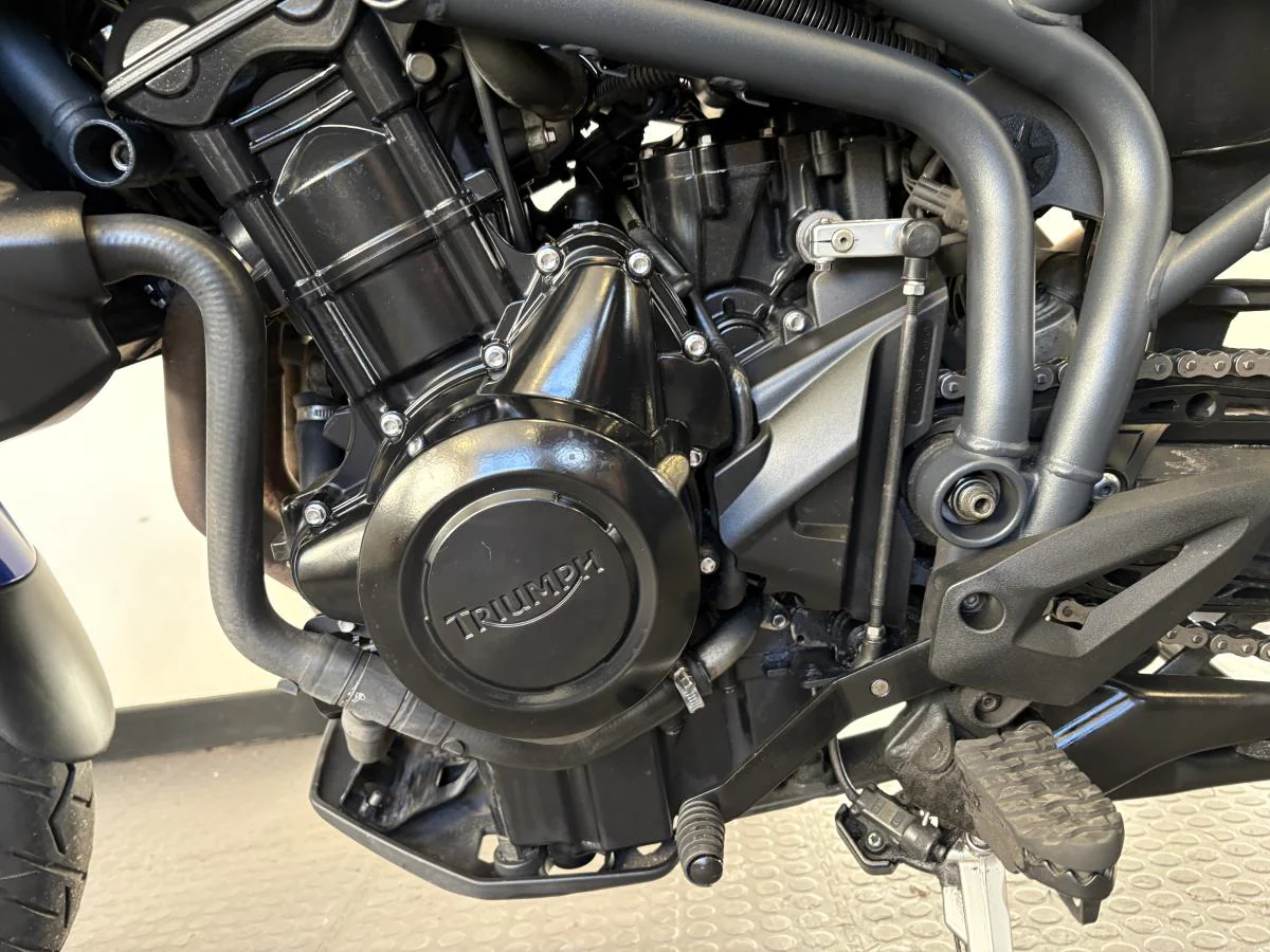 Triumph Tiger 800 - Image 28