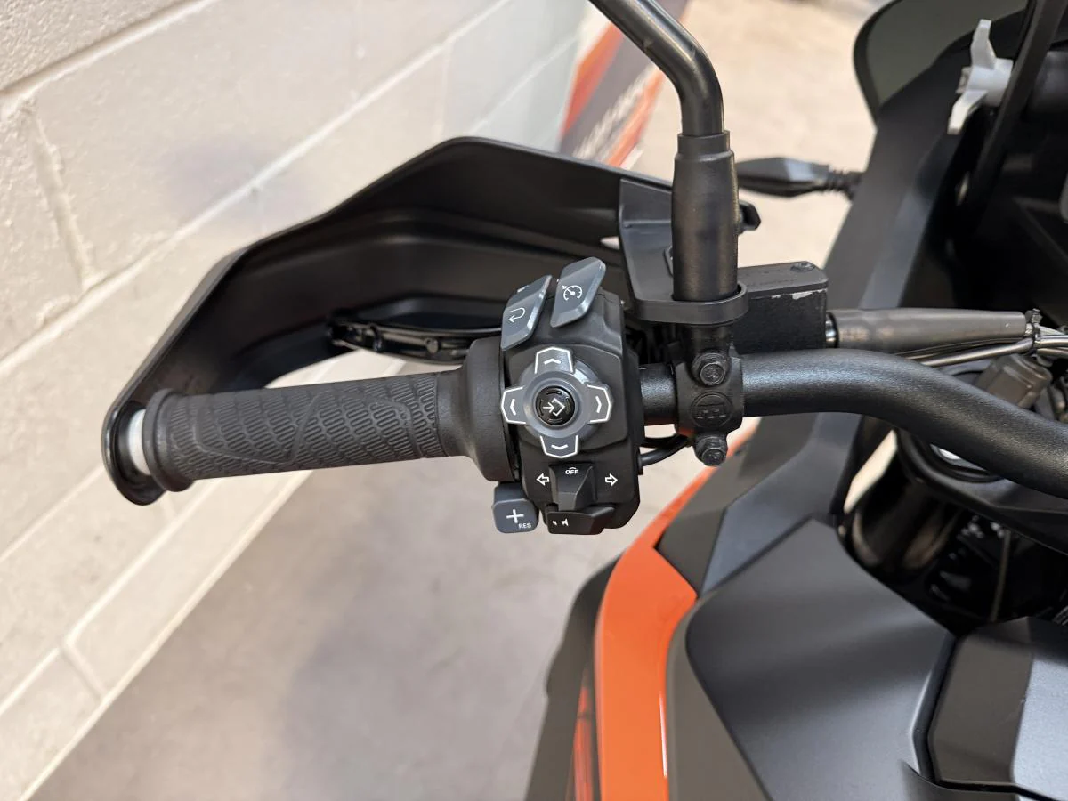 KTM 1290 SUPER ADVENTURE S - Image 24