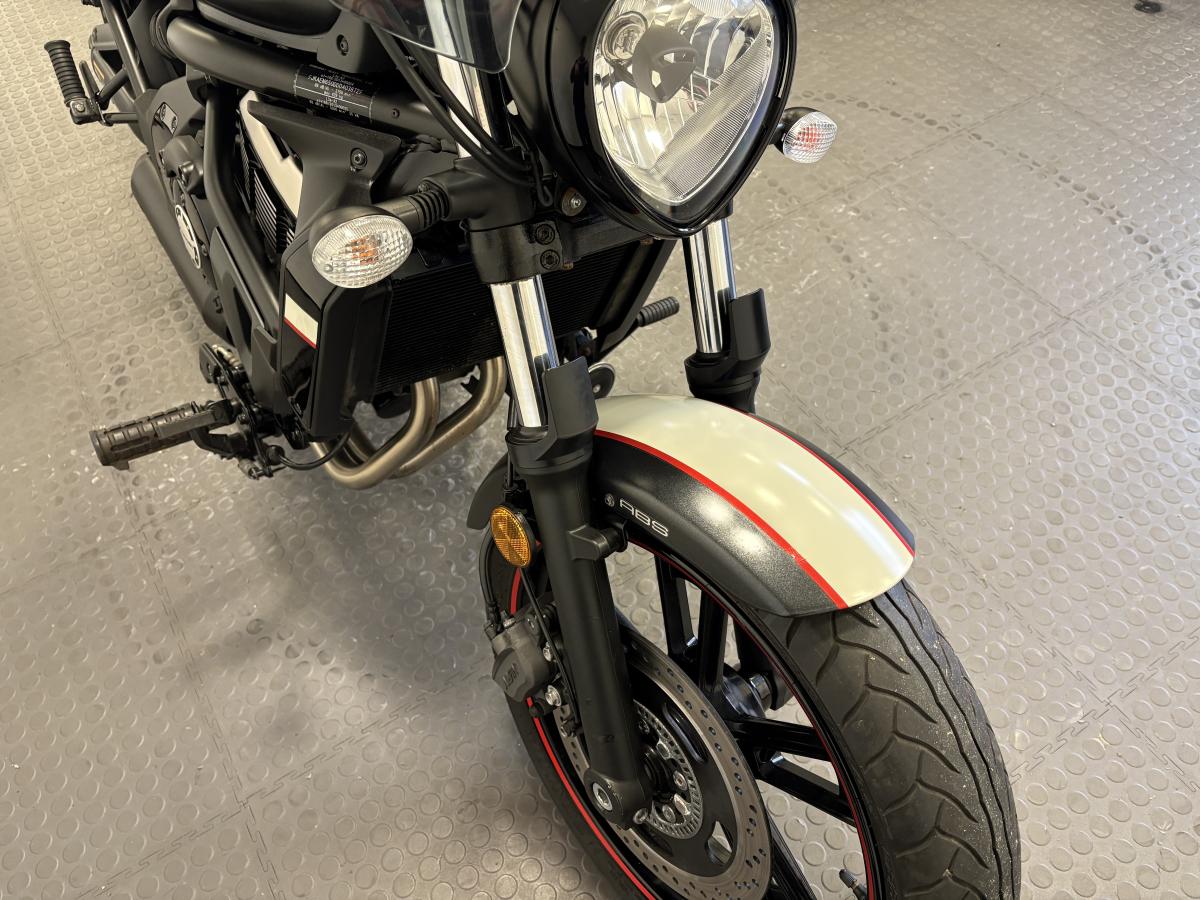 Kawasaki Vulcan S Special Edition - Image 29