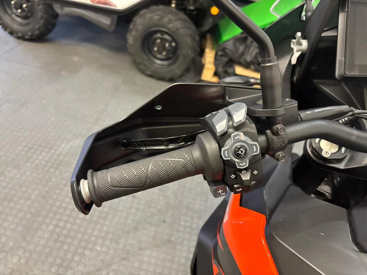 KTM 1290 Super Adventure S 2022 - Image 17