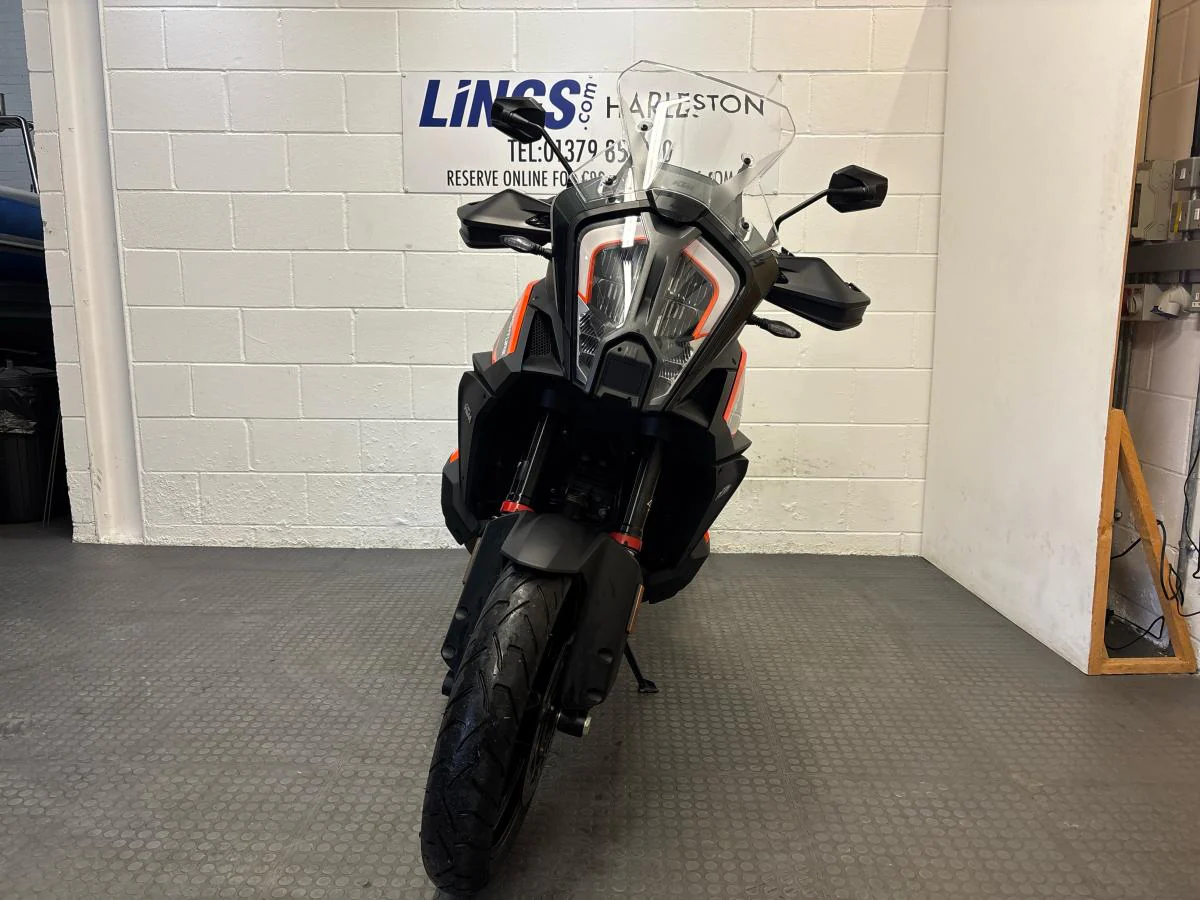 KTM 1290 Super Adventure S 2022 - Image 22