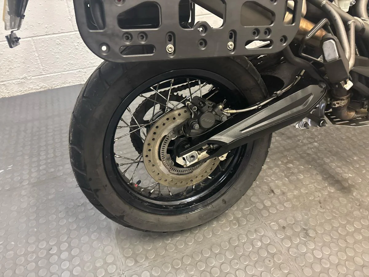Triumph Tiger 800 XCX - Image 25