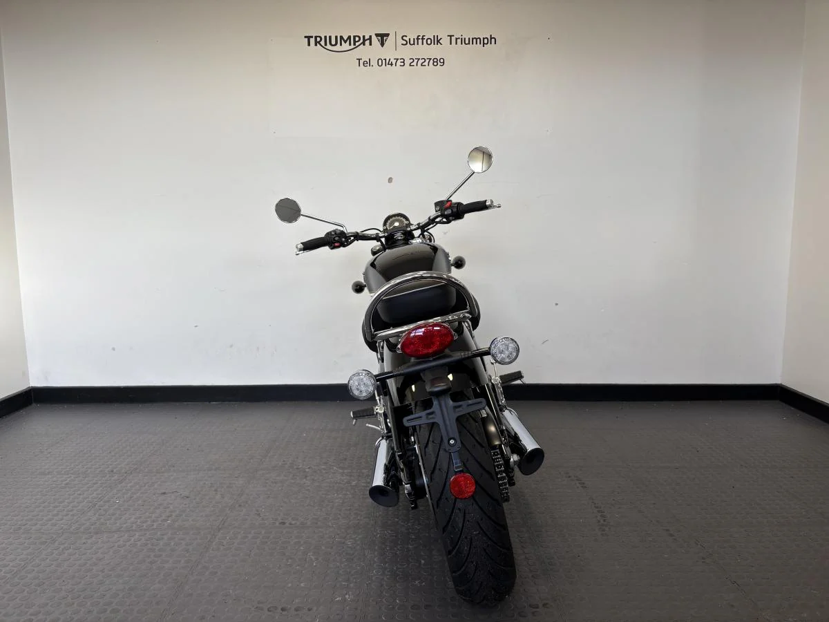 Triumph Bonneville Speedmaster 1200 - Image 24