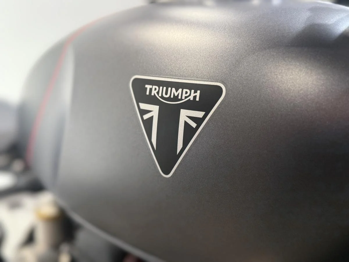 Triumph Bonneville Bobber - Image 25