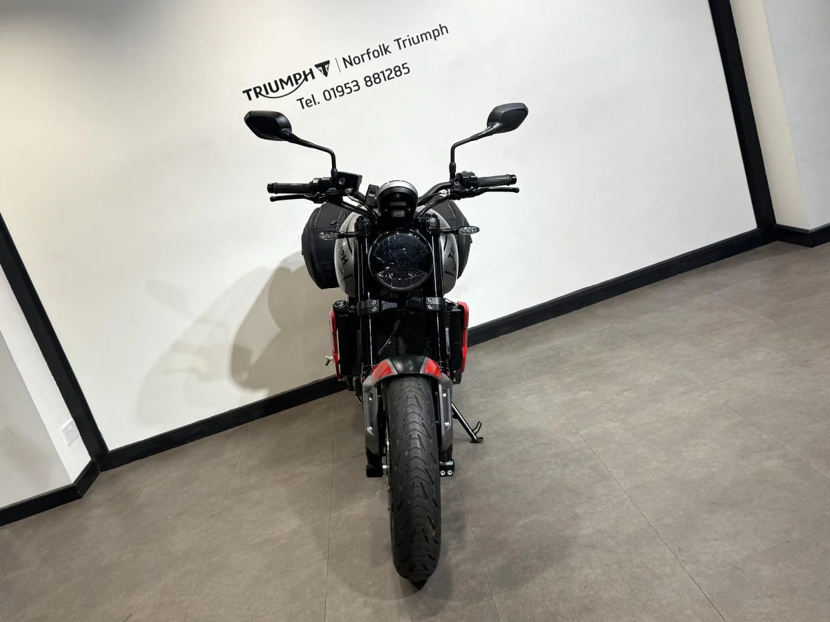 Triumph Trident 660 - Image 22