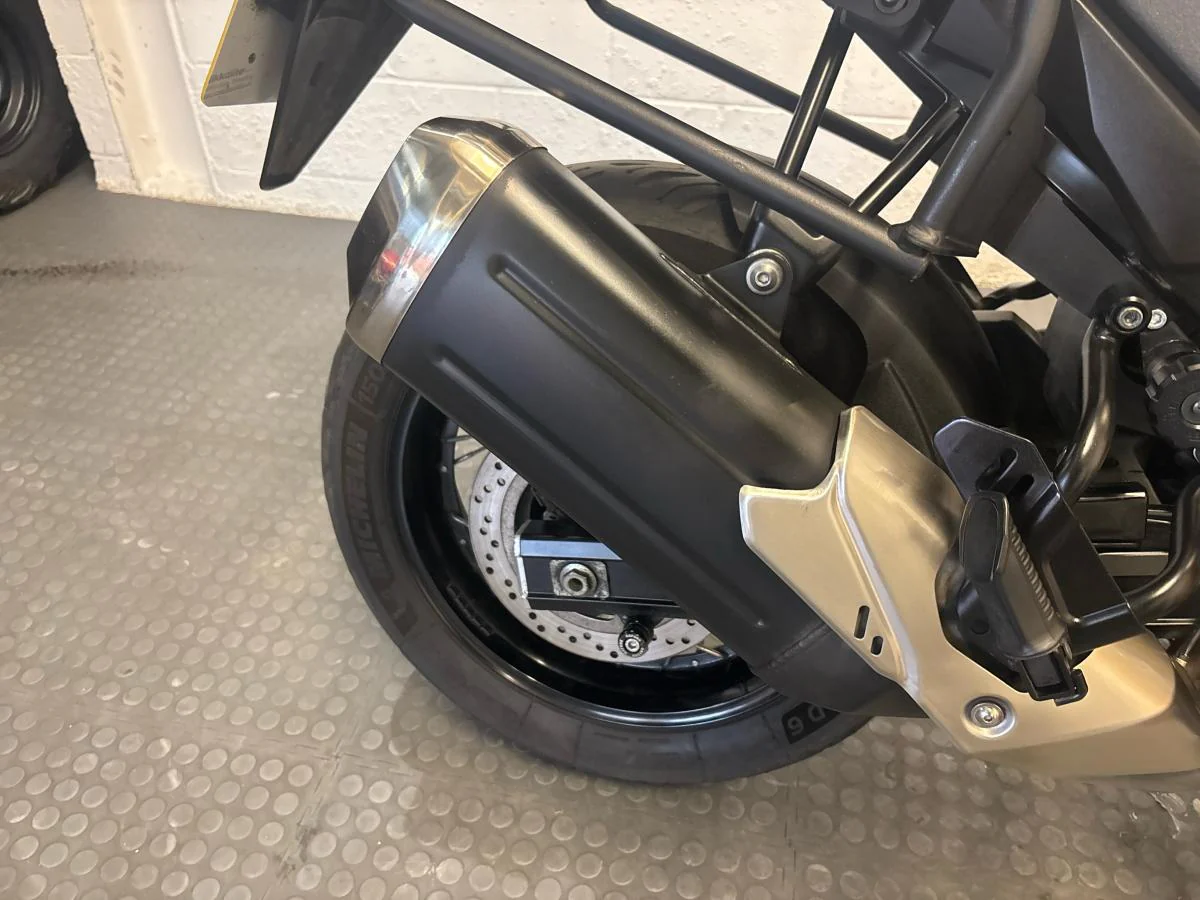 Suzuki V-Strom 650 - Image 25