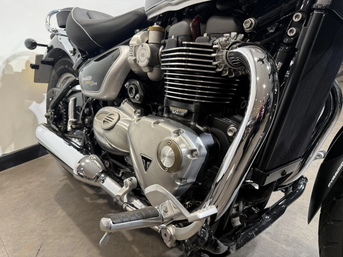 Triumph Speedmaster 1200 Icon - Image 21