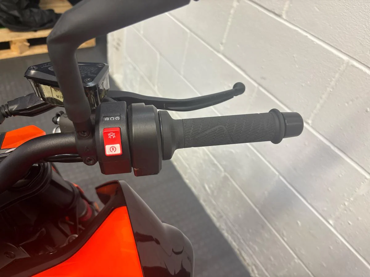 KTM 890 Duke GP 2022 - Image 19