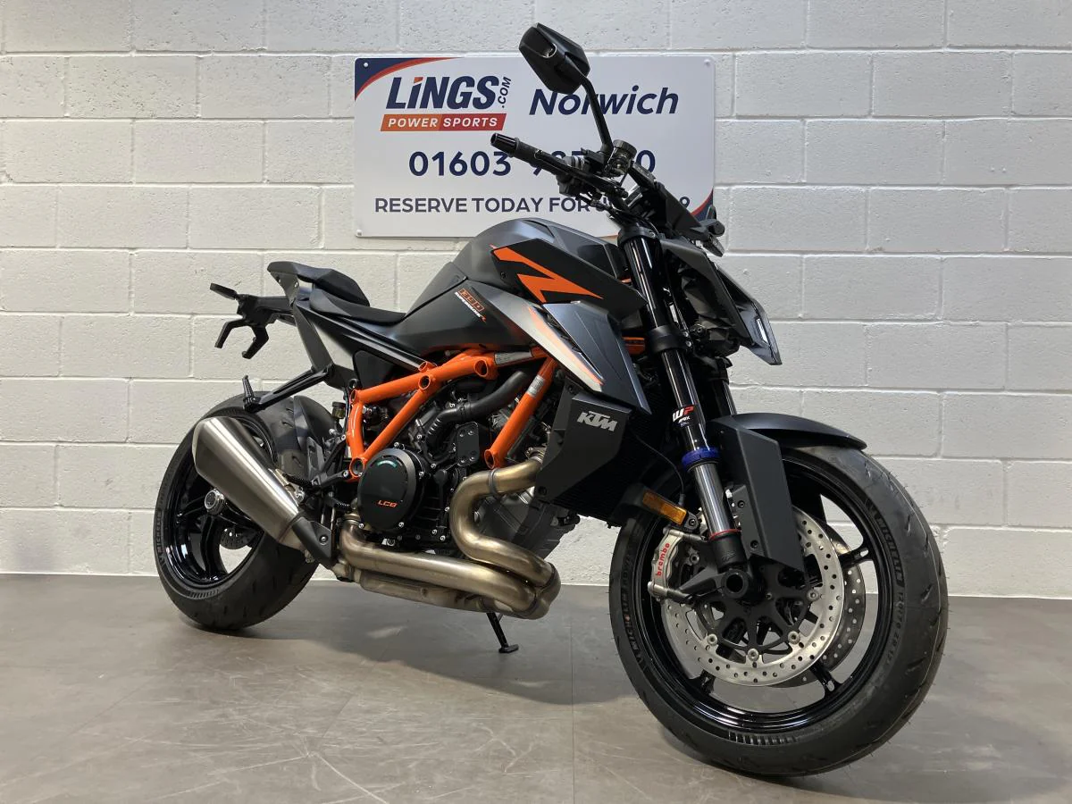 KTM 1390 SUPER DUKE R EVO - Image 2