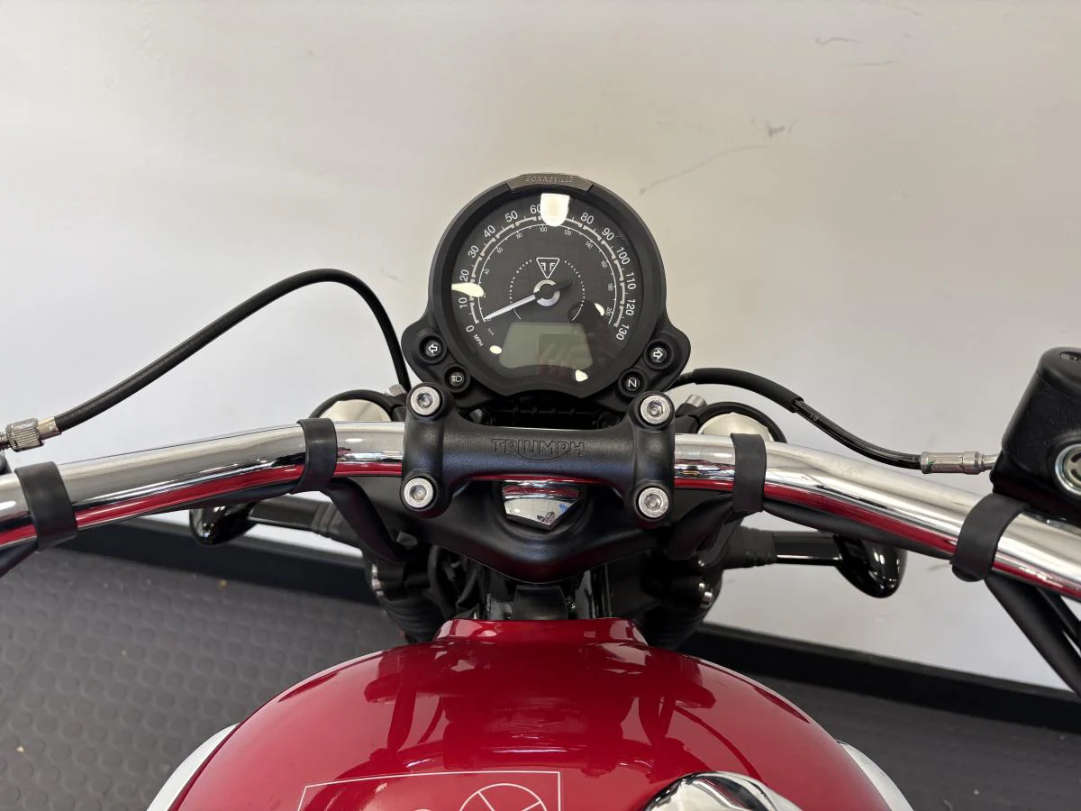 Triumph Bonneville Speedmaster 1200 - Image 18