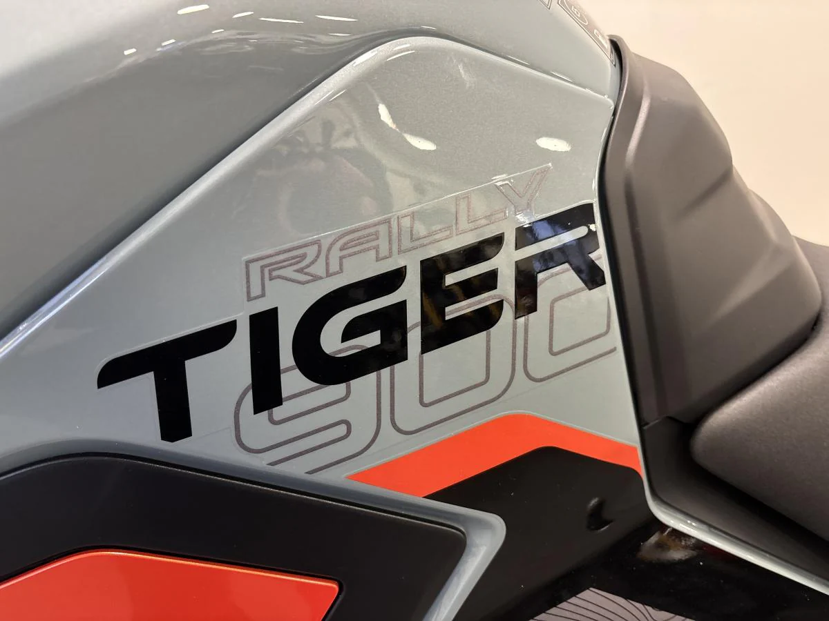 Triumph Tiger 900 Desert Edition - Image 26