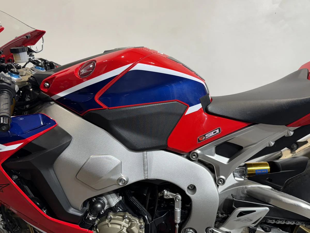 Honda CBR1000RR SP1 - Image 6