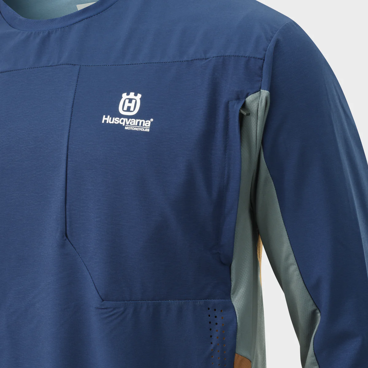 Husqvarna Gotland Jersey - Image 3