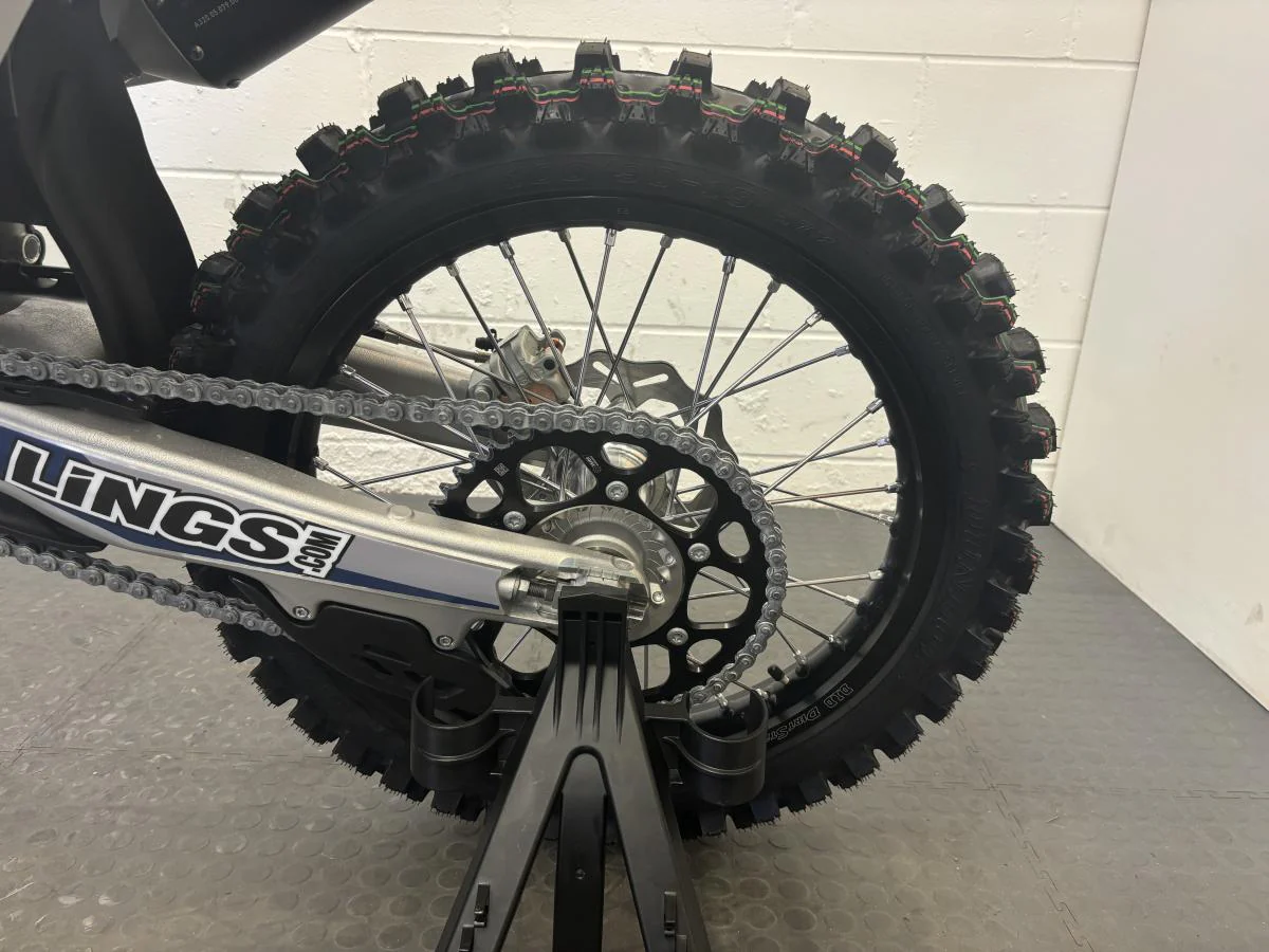 Husqvarna TC 125 2025 - Image 17