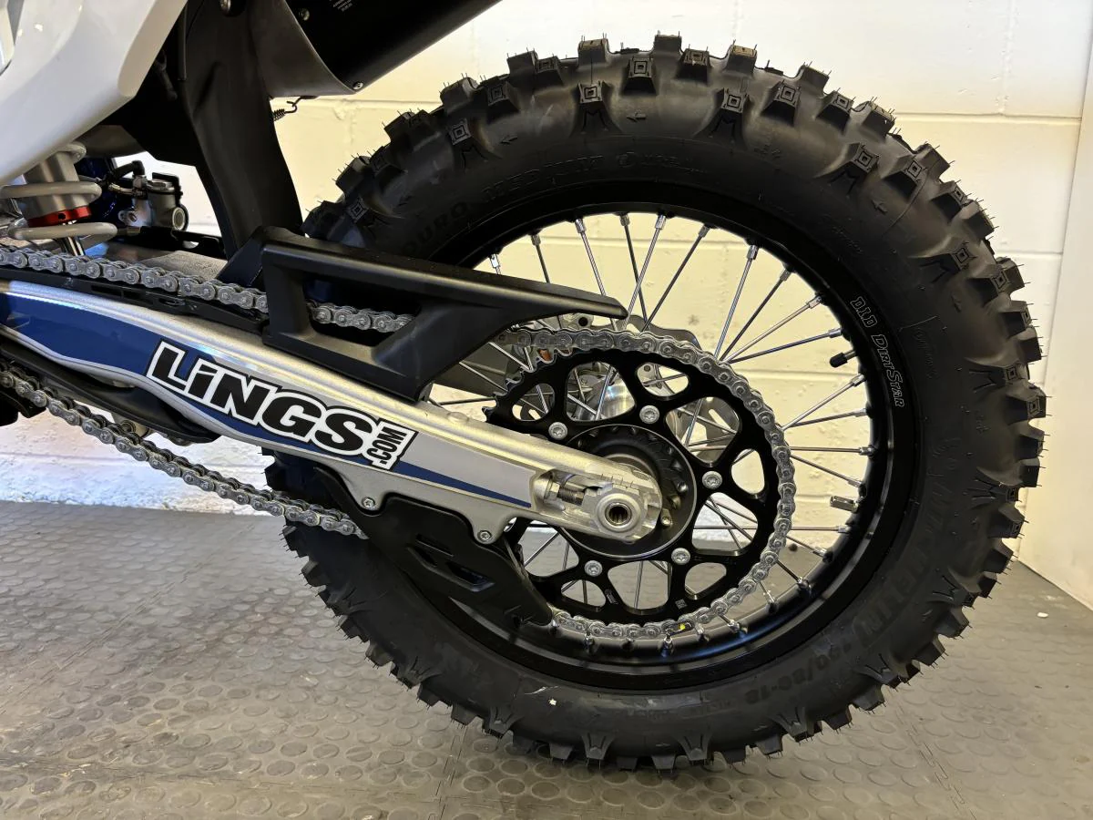 Husqvarna FE 450 2025 - Image 13