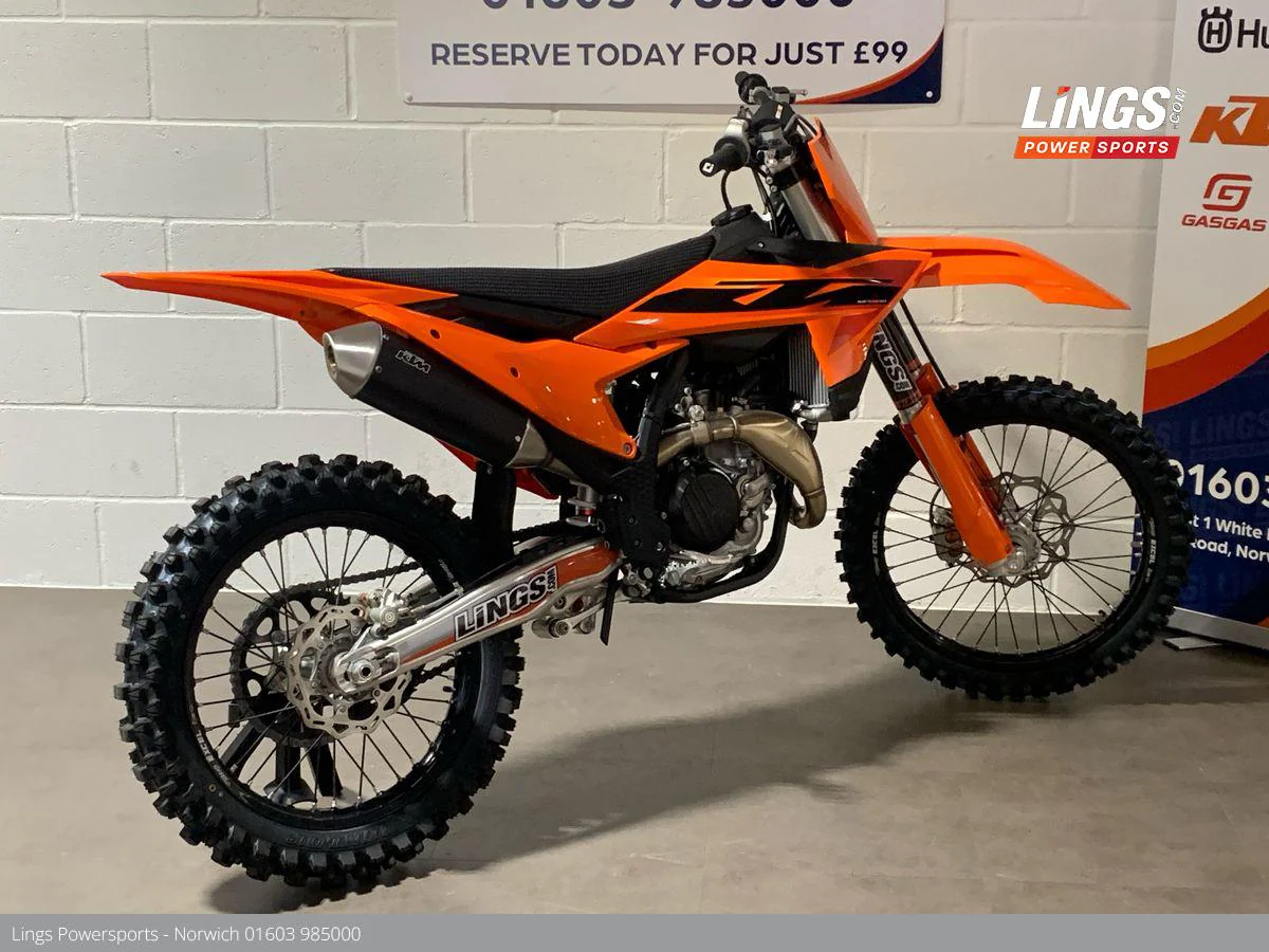 KTM 450 SX-F 2025 - Image 10