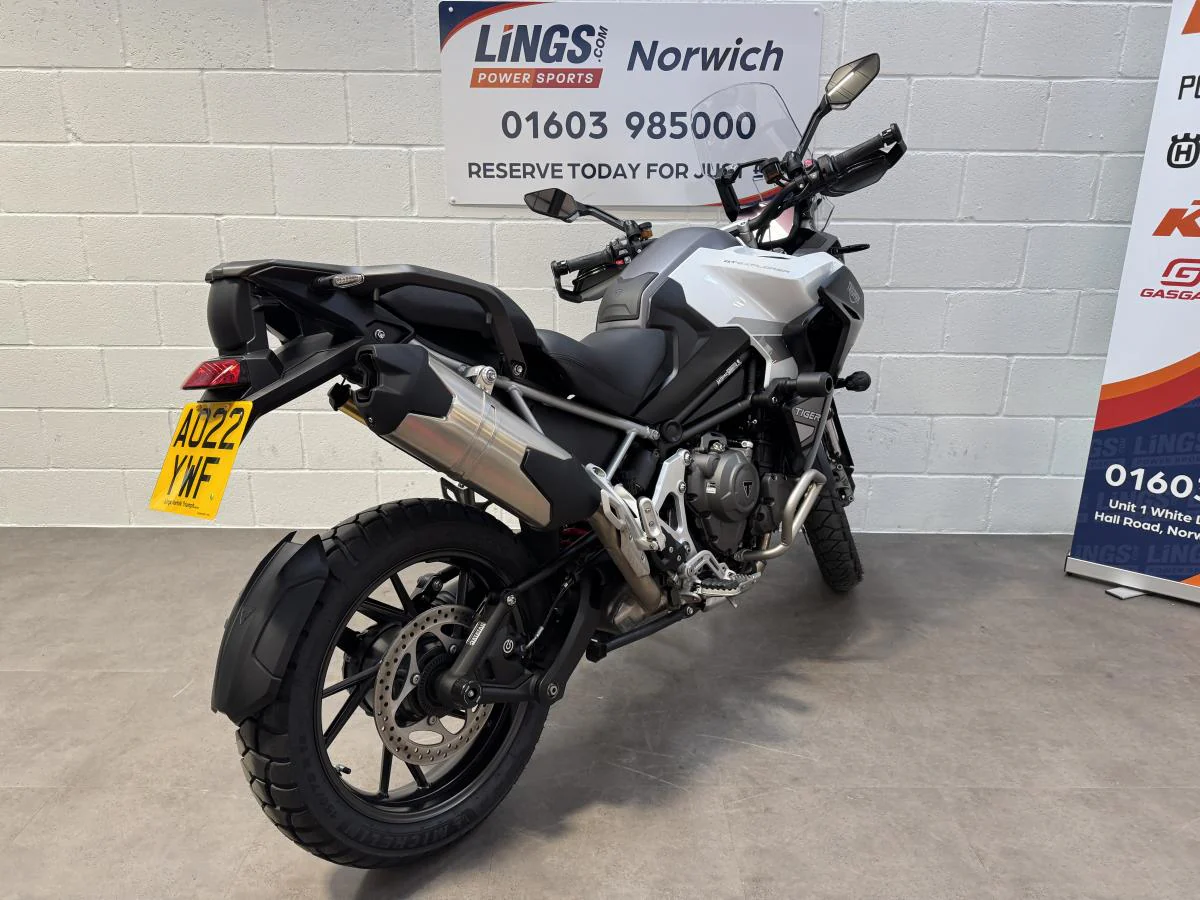 Triumph Tiger 1200 GT Explorer - Image 14