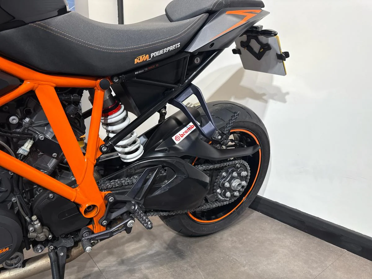 KTM 1290 SUPER DUKE R - Image 22